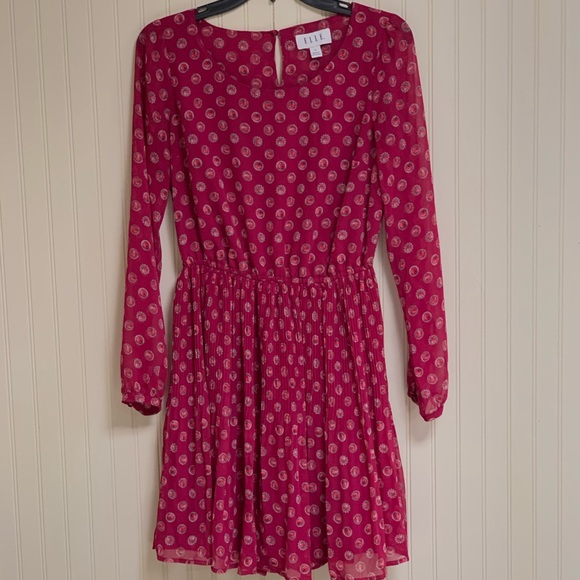 Elle Dresses & Skirts - Long Sleeve Elle Dress